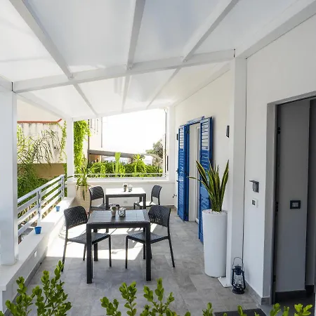 فندق مبيت وإفطار Le Casette Sul Mare - 4*