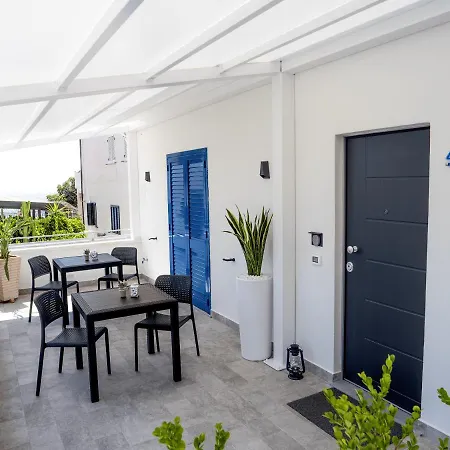 فندق مبيت وإفطار Le Casette Sul Mare - سيتاديلا ديل كابو